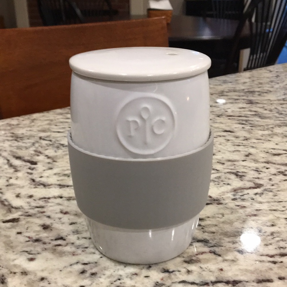 The pampered chef egg cooker